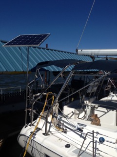 160 watt rigid solar panel mounted top of pole on hunter sailboat